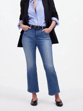 Madewell Light Wash Curvy Kick Out Jeans Size 26 #2375